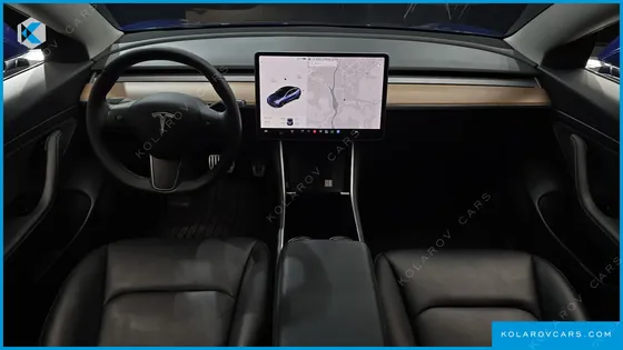 TESLA MODEL 3 STANDARD RANGE PLUE RWD