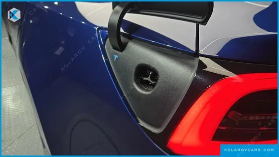 TESLA MODEL 3 STANDARD RANGE PLUE RWD