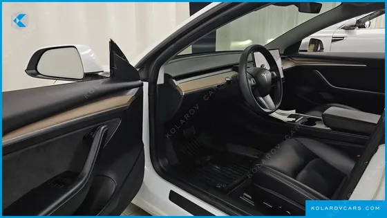 TESLA MODEL 3 LONG RANGE AWD