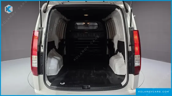 HYUNDAI STARIA CARGO 3-SEATER