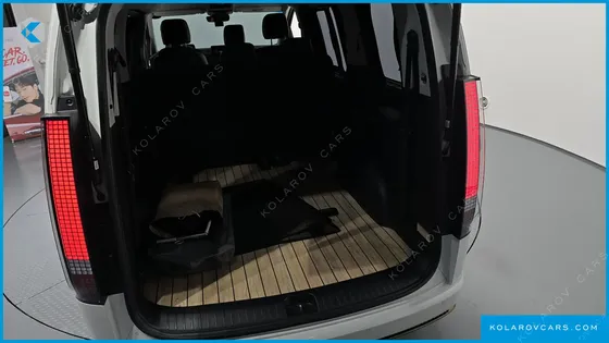 HYUNDAI STARIA 4WD CAMPER