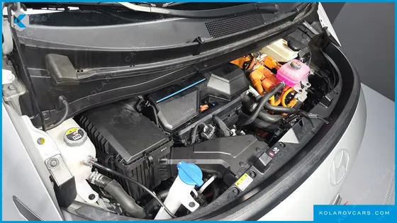 HYUNDAI STARIA HEV 1.6 TOURER 11-SEATER