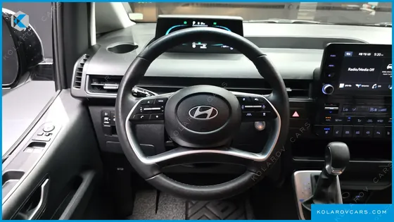HYUNDAI STARIA HEV 1.6 TOURER 11-SEATER