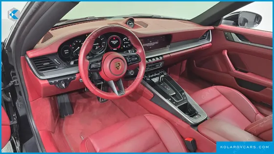 PORSCHE 911 CARRERA 4S