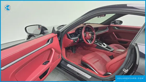 PORSCHE 911 CARRERA 4S