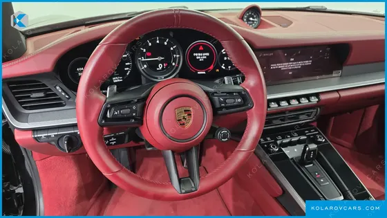 PORSCHE 911 CARRERA 4S