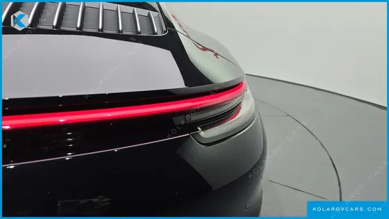 PORSCHE 911 CARRERA 4S