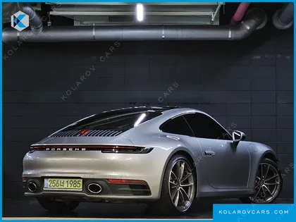PORSCHE 911 CARRERA 4S