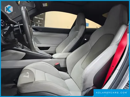 PORSCHE 911 CARRERA 4S