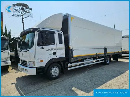 HYUNDAI MEGA TRUCK GOLD
