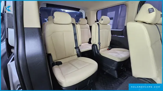 HYUNDAI STARIA TOURER 11-SEATER