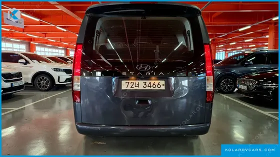 HYUNDAI STARIA TOURER 11-SEATER