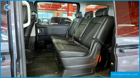 HYUNDAI STARIA TOURER 11-SEATER