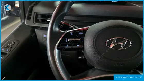 HYUNDAI STARIA TOURER 11-SEATER