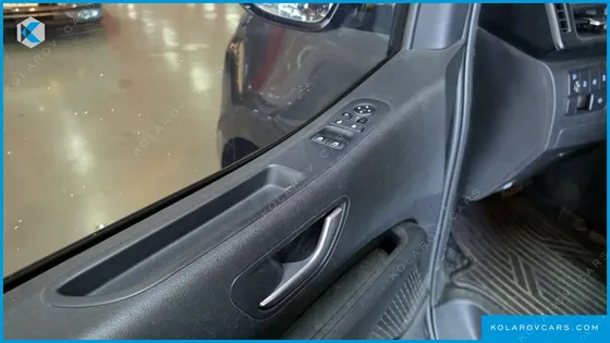 HYUNDAI STARIA TOURER 11-SEATER