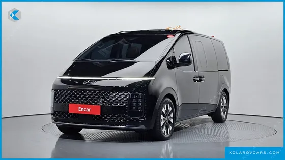 HYUNDAI STARIA 4WD LOUNGE 9-SEATER