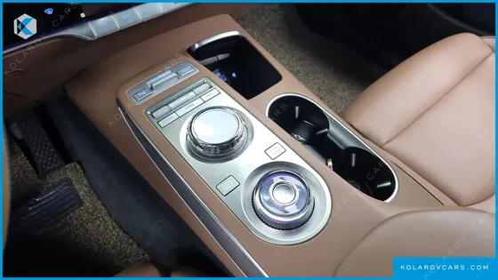 GENESIS GV70 2.5T GASOLINE 2WD