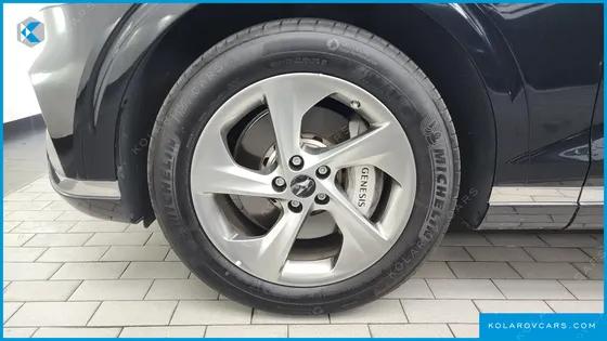 GENESIS GV70 2.5T GASOLINE 2WD