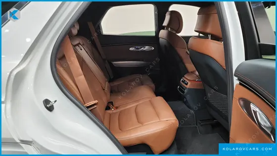 GENESIS GV70 2.5T GASOLINE 2WD