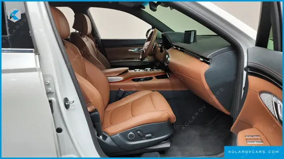 GENESIS GV70 2.5T GASOLINE 2WD