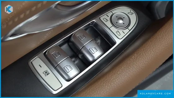 MERCEDES E-CLASS E220D 4MATIC AMG LINE