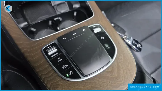 MERCEDES E-CLASS E250 EXCLUSIVE