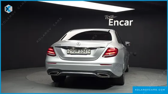 MERCEDES E-CLASS E300 AMG LINE
