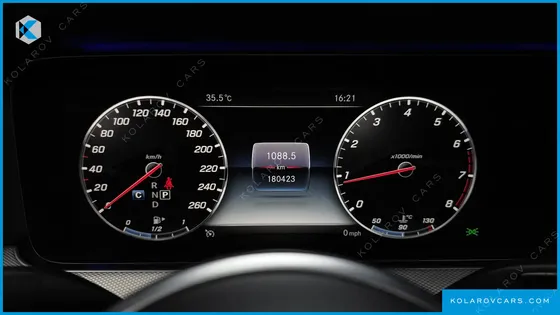 MERCEDES E-CLASS E300 AMG LINE