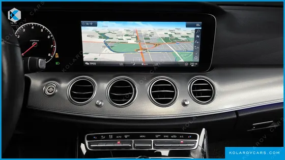 MERCEDES E-CLASS E300 AMG LINE