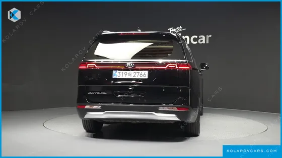 KIA CARNIVAL 9-SEATER SIGNATURE