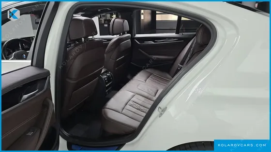 BMW 5 SERIES 523D M SPORT