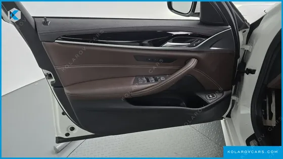 BMW 5 SERIES 523D M SPORT