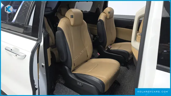 KIA CARNIVAL 9-SEATER NOBLESSE