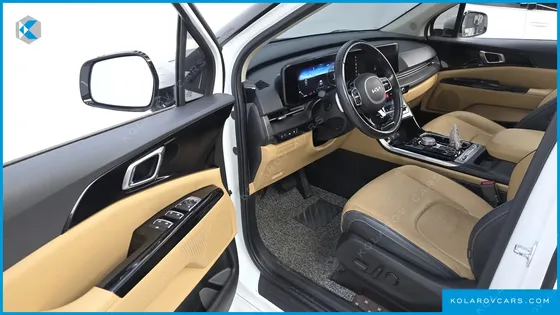 KIA CARNIVAL 9-SEATER NOBLESSE