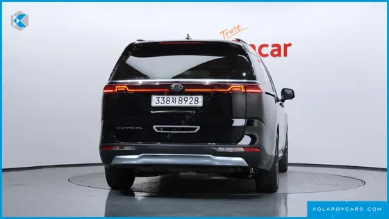 KIA CARNIVAL 9-SEATER SIGNATURE