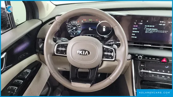 KIA CARNIVAL 9-SEATER SIGNATURE