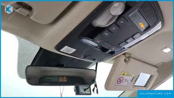 KIA CARNIVAL 9-SEATER SIGNATURE