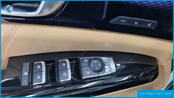 KIA CARNIVAL GASOLINE 9-SEATER SIGNATURE