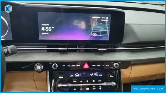 KIA CARNIVAL GASOLINE 9-SEATER SIGNATURE
