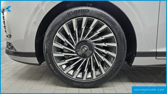 HYUNDAI GRANDEUR 2,5 GASOLINE 2WD