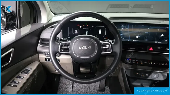 KIA CARNIVAL 9-SEATER PRESTIGE