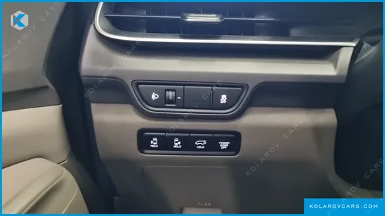KIA CARNIVAL HEV 9SEATER NOBLESS