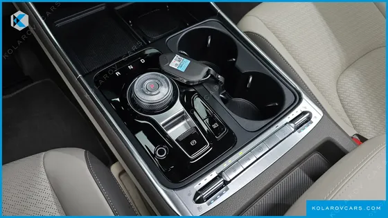 KIA CARNIVAL GASOLINE 9-SEATER GRAVITY