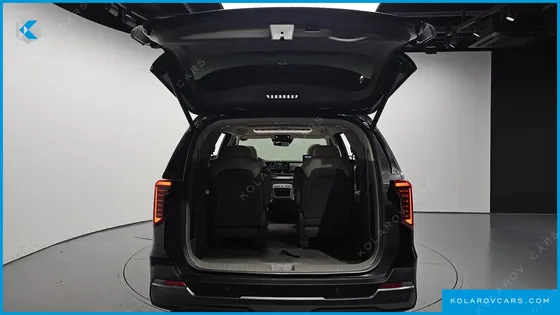 KIA CARNIVAL GASOLINE 9-SEATER GRAVITY