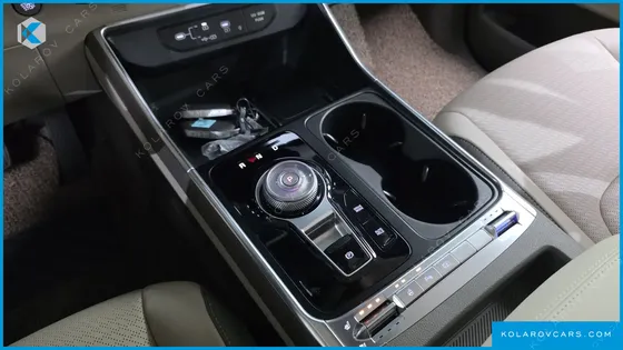 KIA CARNIVAL HEV 7SEATER SIGNATURE