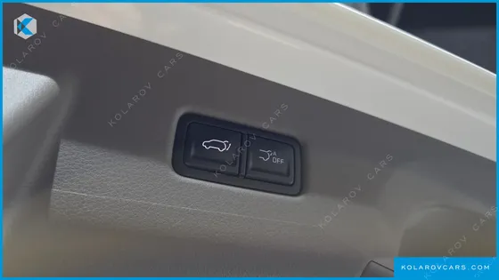 KIA CARNIVAL HEV 7SEATER SIGNATURE