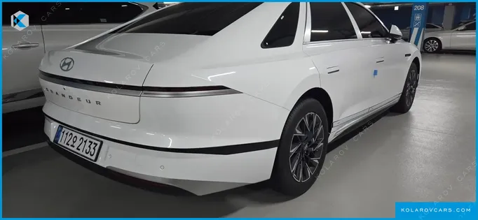 HYUNDAI GRANDEUR PREMIUM