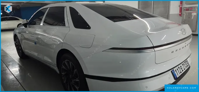 HYUNDAI GRANDEUR PREMIUM