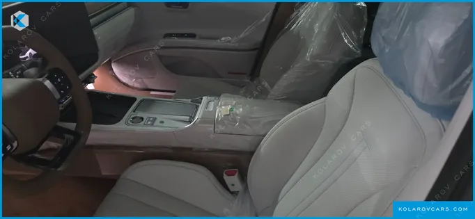 HYUNDAI GRANDEUR PREMIUM