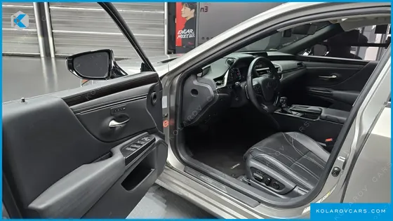 LEXUS ES LUXURY PLUS